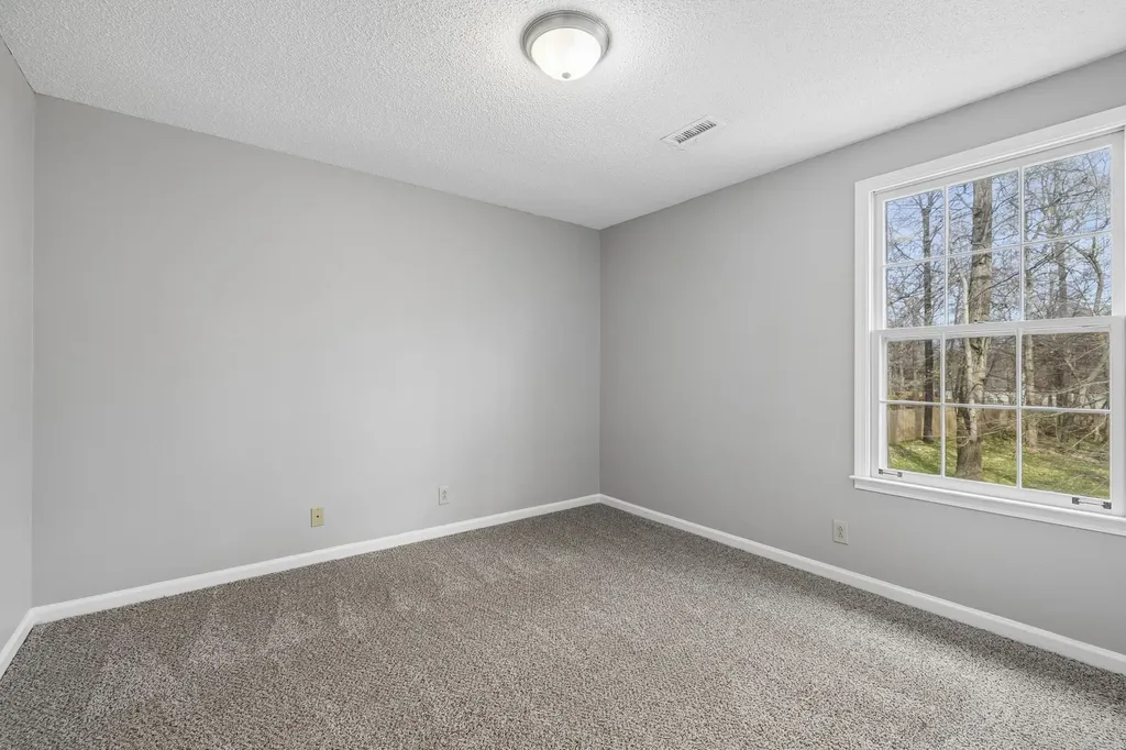 107 Melanie Lane Clarksville TN 37042