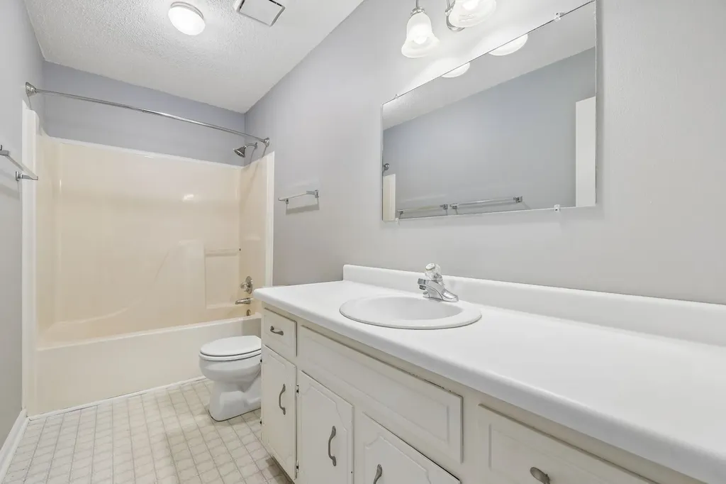 107 Melanie Lane Clarksville TN 37042