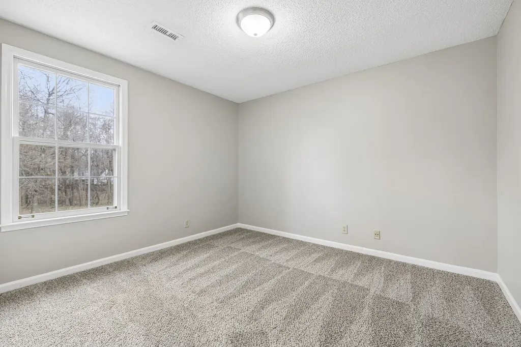 107 Melanie Lane Clarksville TN 37042
