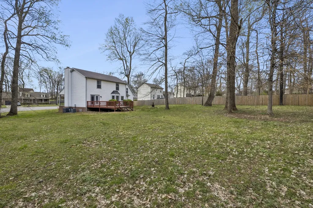 107 Melanie Lane Clarksville TN 37042
