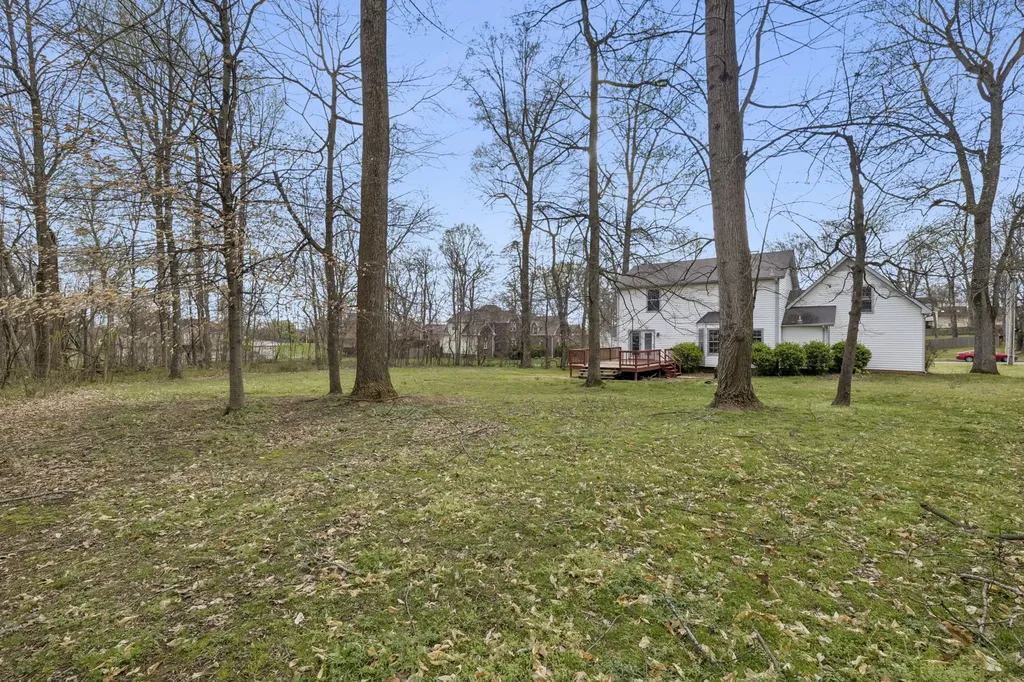 107 Melanie Lane Clarksville TN 37042