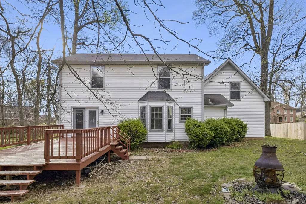 107 Melanie Lane Clarksville TN 37042