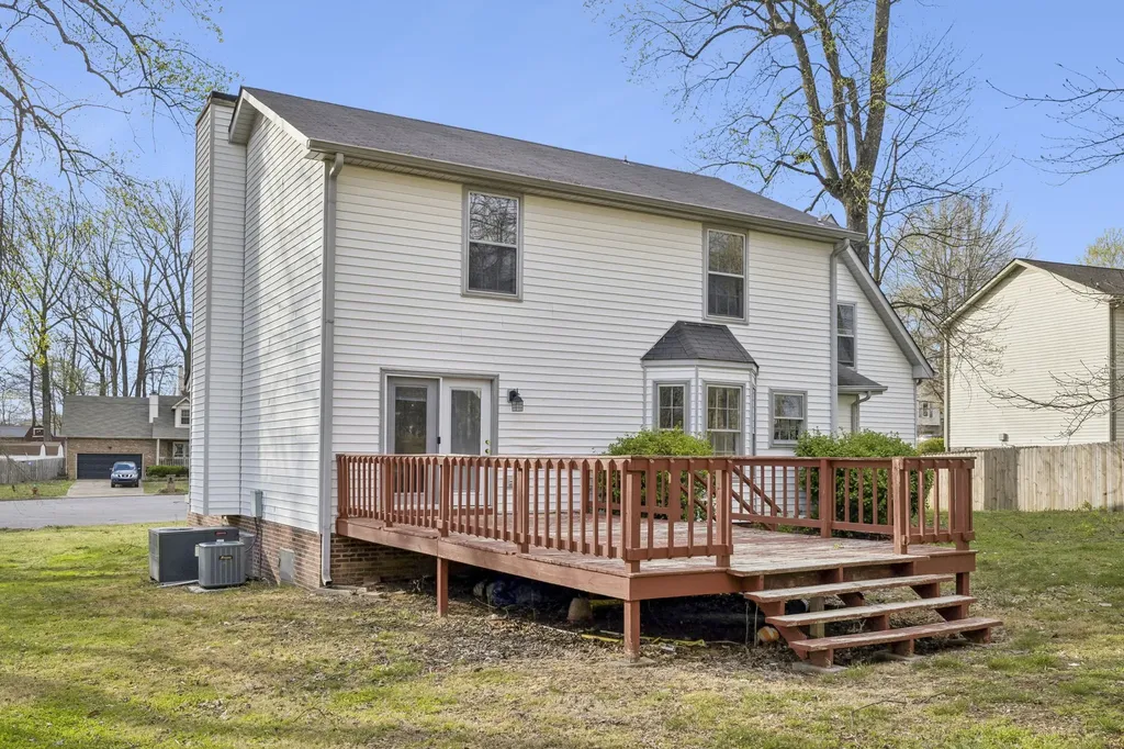 107 Melanie Lane Clarksville TN 37042