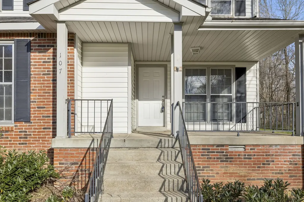 107 Melanie Lane Clarksville TN 37042