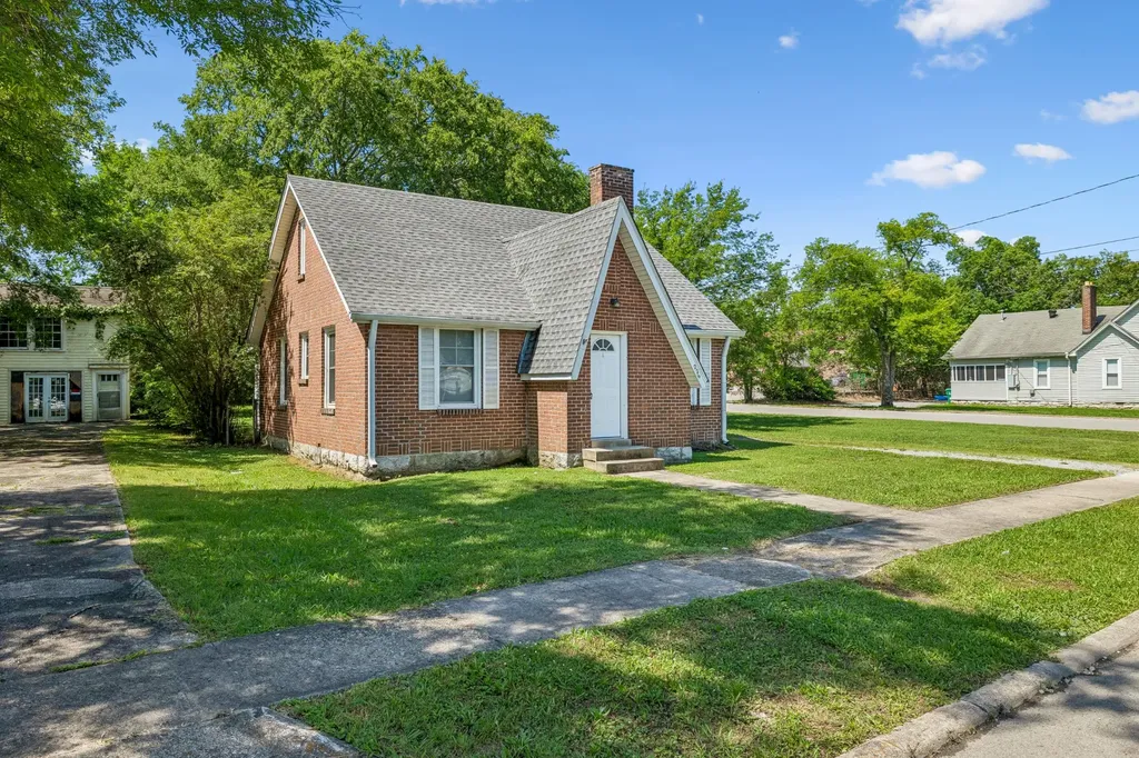 226 Cumberland Drive Lebanon TN 37087