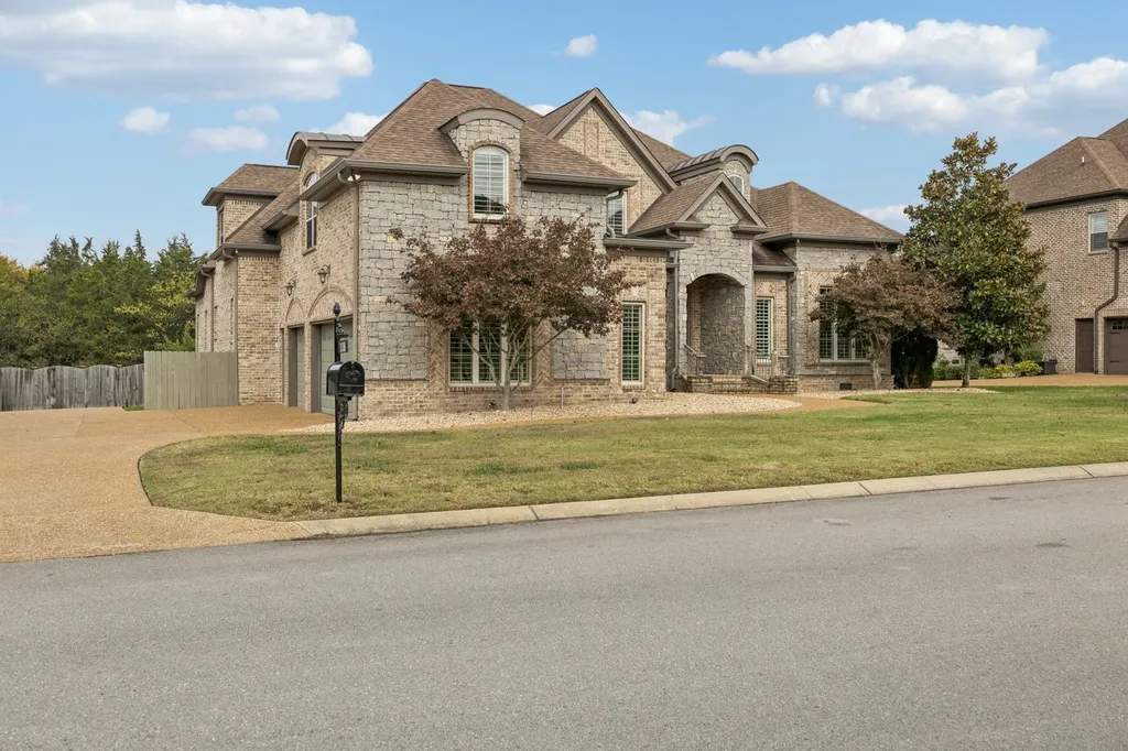 1118 Garrett Way Mount Juliet TN 37122
