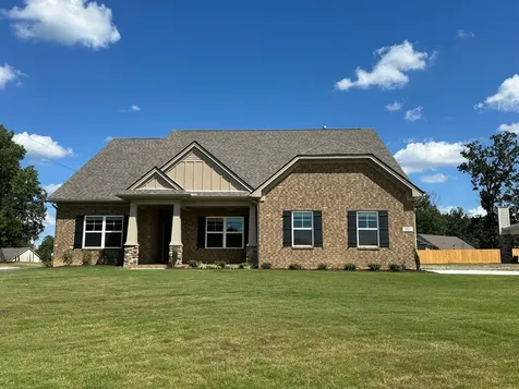 1313 Amber Hills Drive Ashland City TN 37015