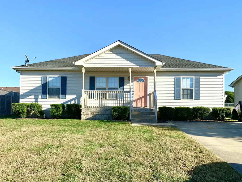 556 Oakmont Drive Clarksville TN 37042