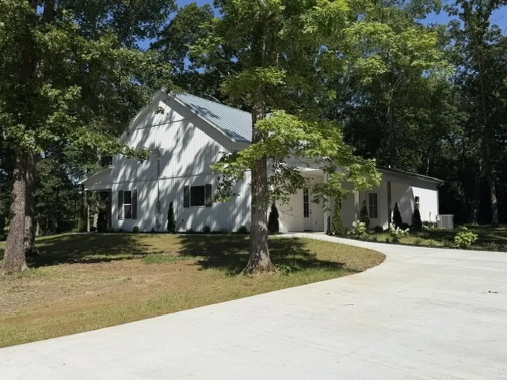 579 Lower Halls Mill Road Shelbyville TN 37160