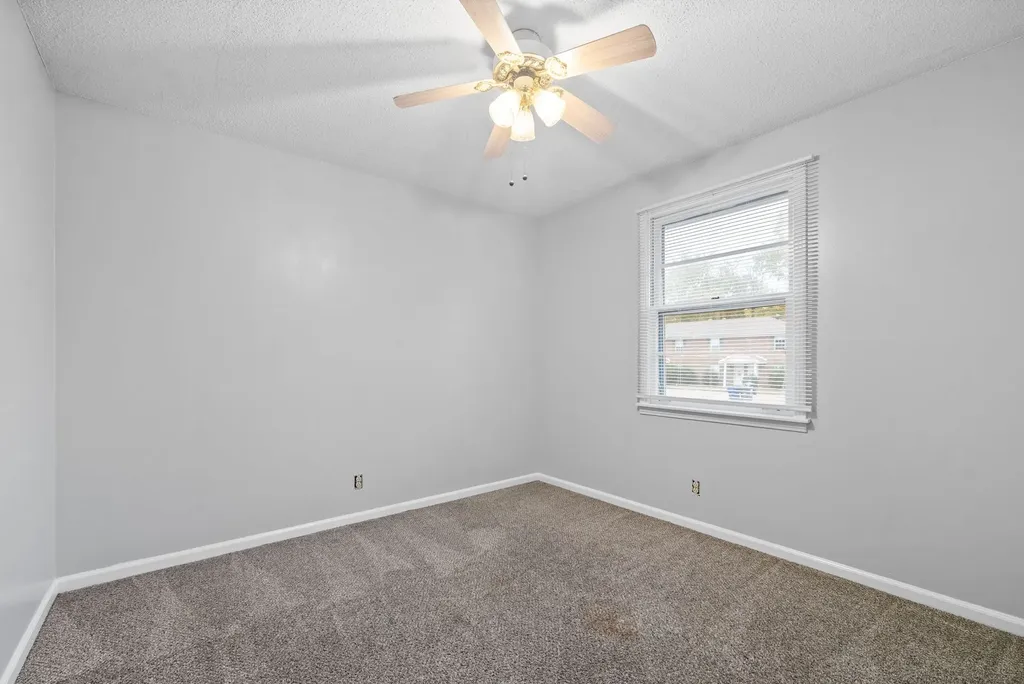 102 Tandy Drive Clarksville TN 37040