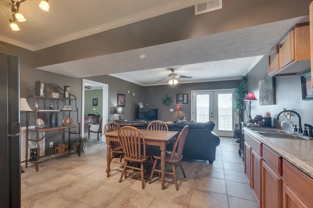 327 Stoneybrook Road Columbia TN 38401