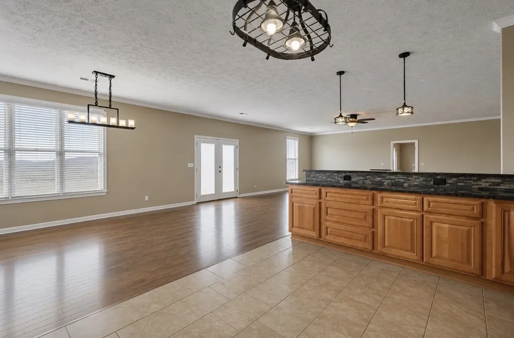 327 Stoneybrook Road Columbia TN 38401
