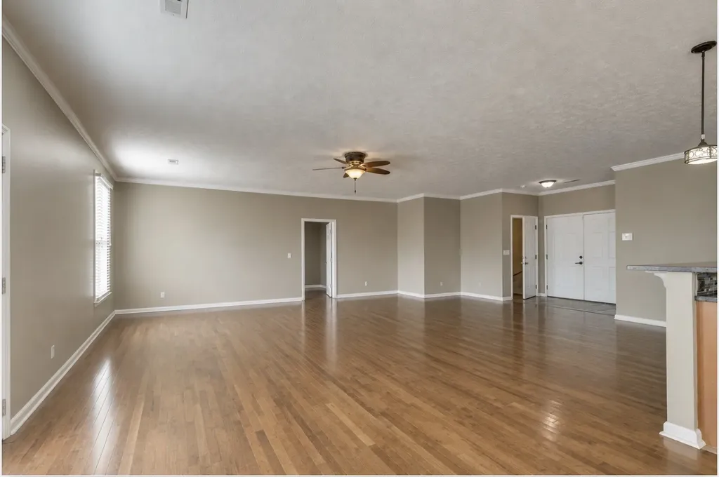 327 Stoneybrook Road Columbia TN 38401