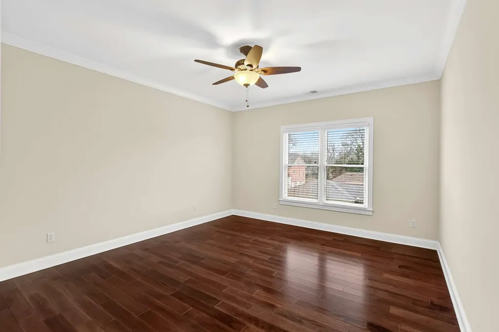 120 Abbottsford Nashville TN 37215