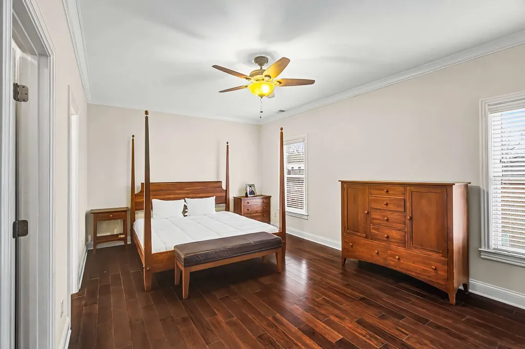 120 Abbottsford Nashville TN 37215