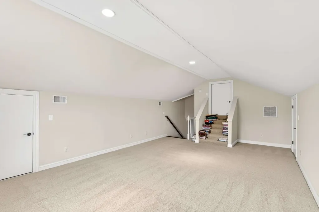 120 Abbottsford Nashville TN 37215
