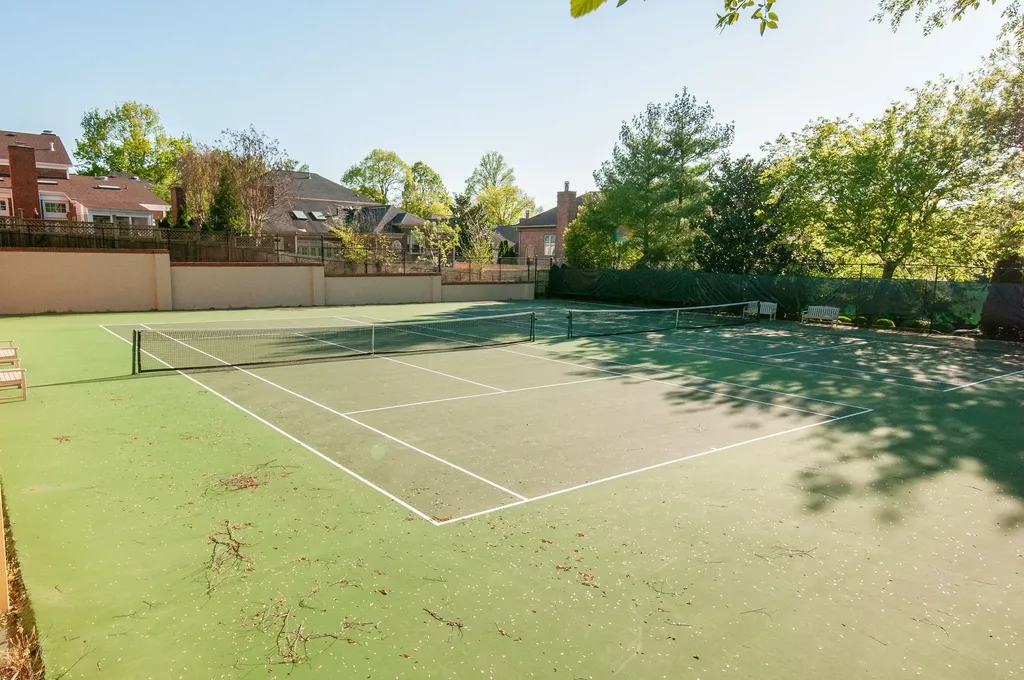 120 Abbottsford Nashville TN 37215