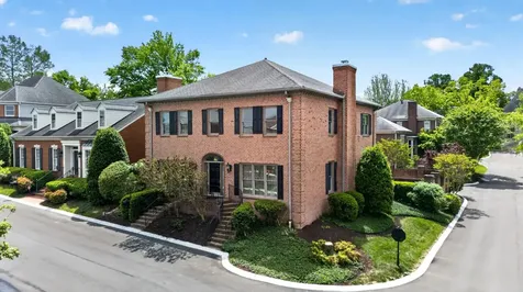 120 Abbottsford Nashville TN 37215