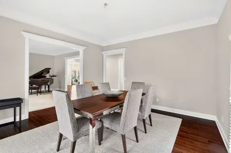 120 Abbottsford Nashville TN 37215