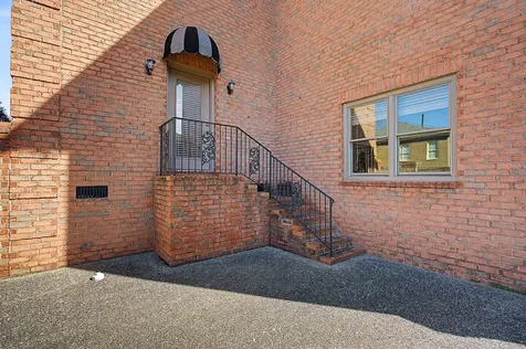 120 Abbottsford Nashville TN 37215