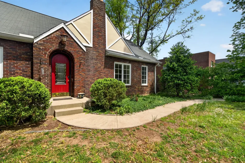 2110 Westwood Avenue Nashville TN 37212