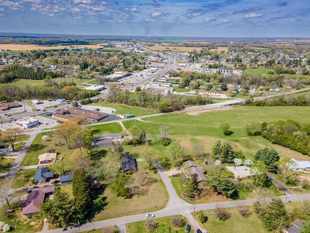 401 E Petty Lane Winchester TN 37398