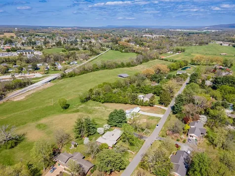 401 E Petty Lane Winchester TN 37398