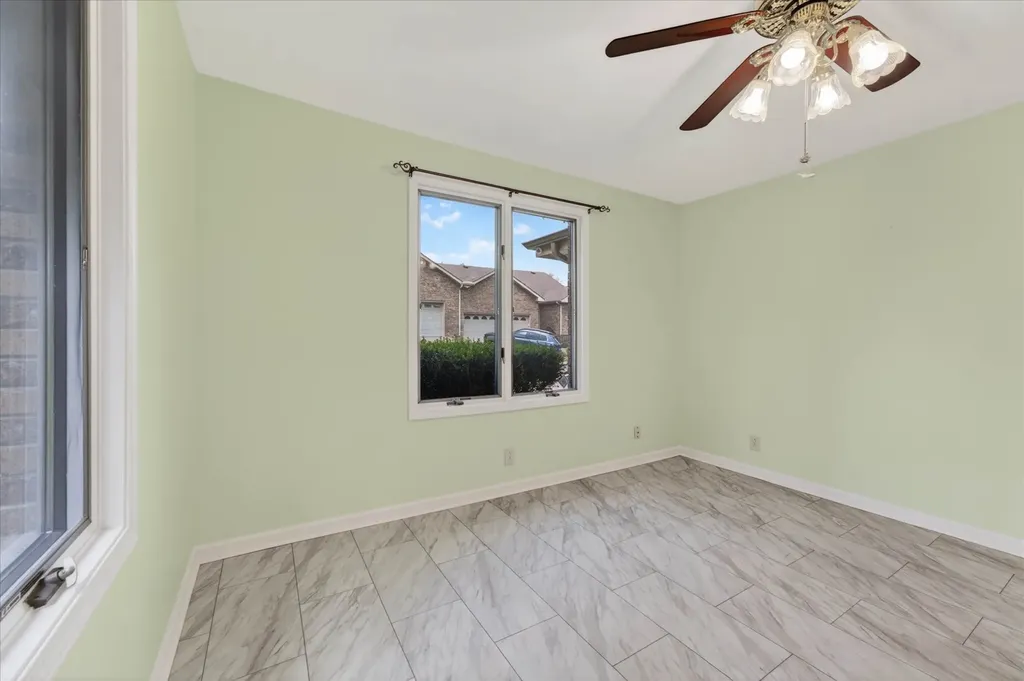 457 Country Club Court Clarksville TN 37043