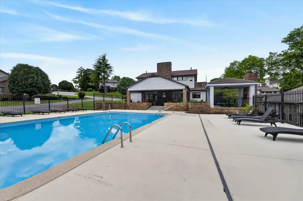 457 Country Club Court Clarksville TN 37043