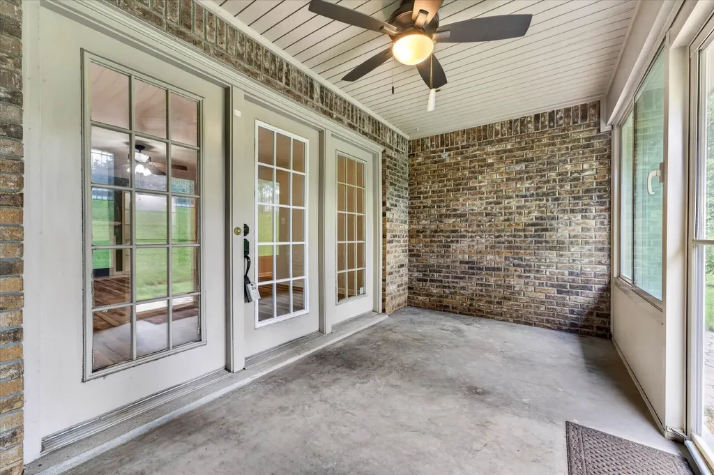 457 Country Club Court Clarksville TN 37043
