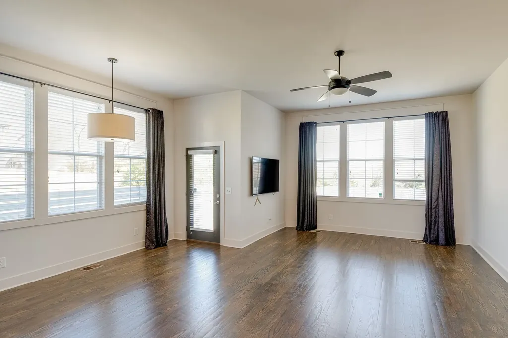 636B Vernon Avenue Nashville TN 37209