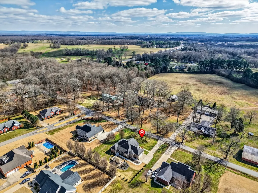 19 Hancock Road Fayetteville TN 37334