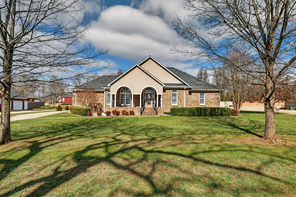 19 Hancock Road Fayetteville TN 37334