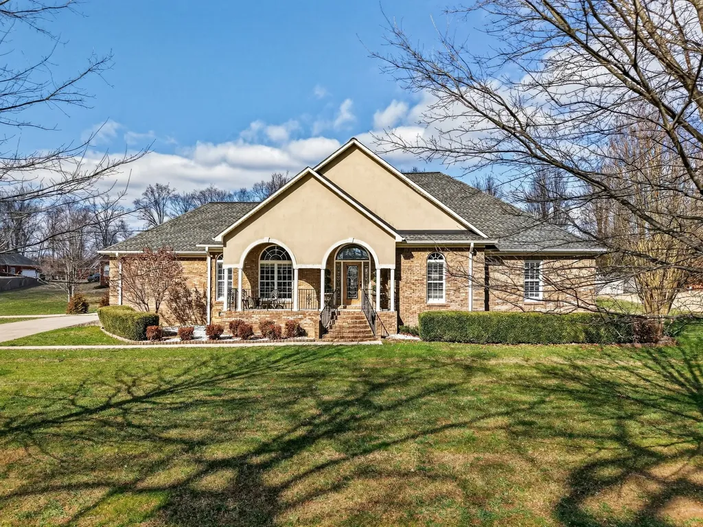 19 Hancock Road Fayetteville TN 37334