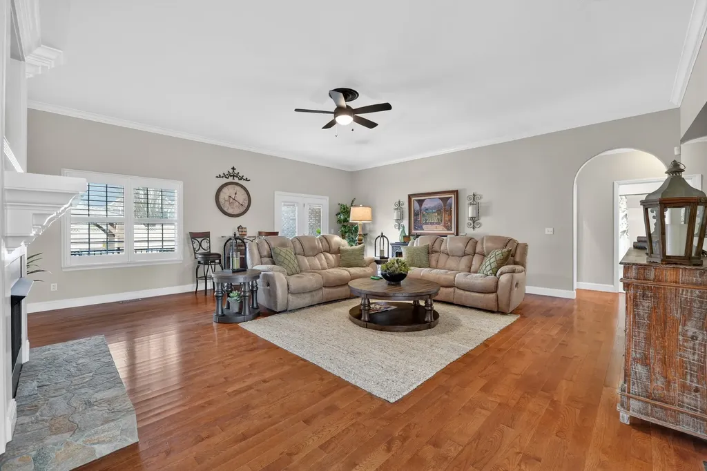 19 Hancock Road Fayetteville TN 37334