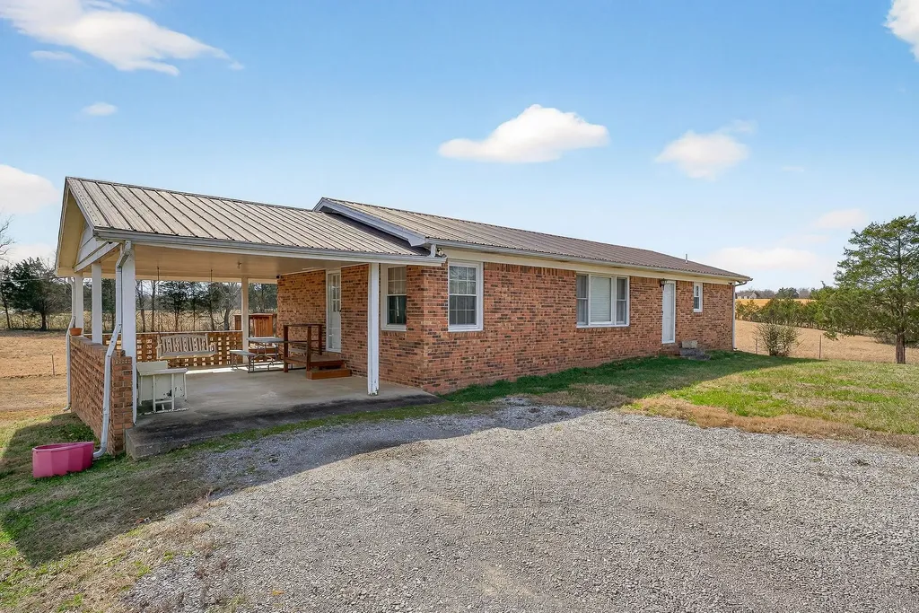 468 Green Hill Road Smithville TN 37166