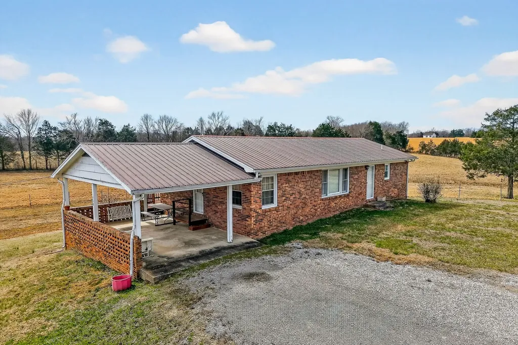 468 Green Hill Road Smithville TN 37166