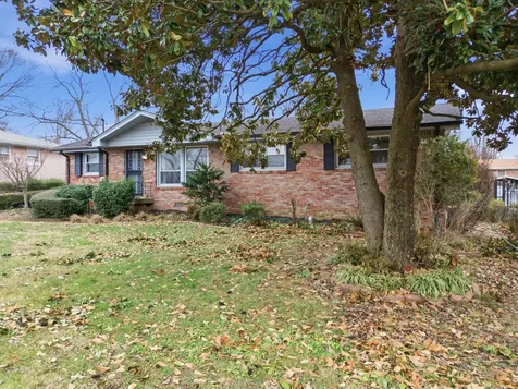 8310 Luree Lane Hermitage TN 37076