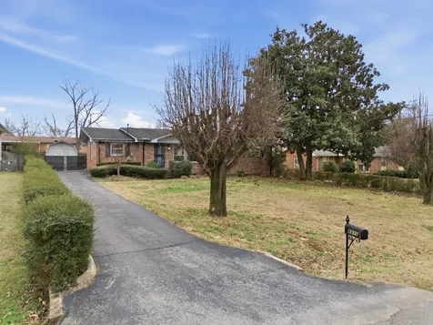 8310 Luree Lane Hermitage TN 37076