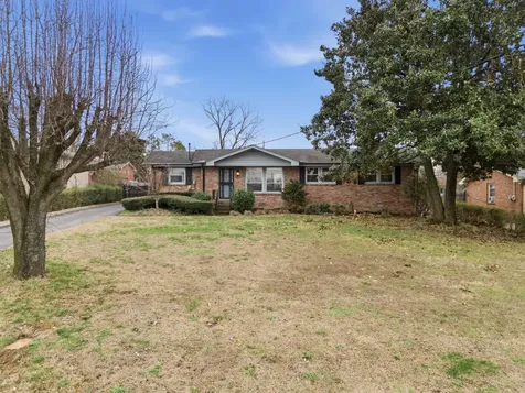 8310 Luree Lane Hermitage TN 37076