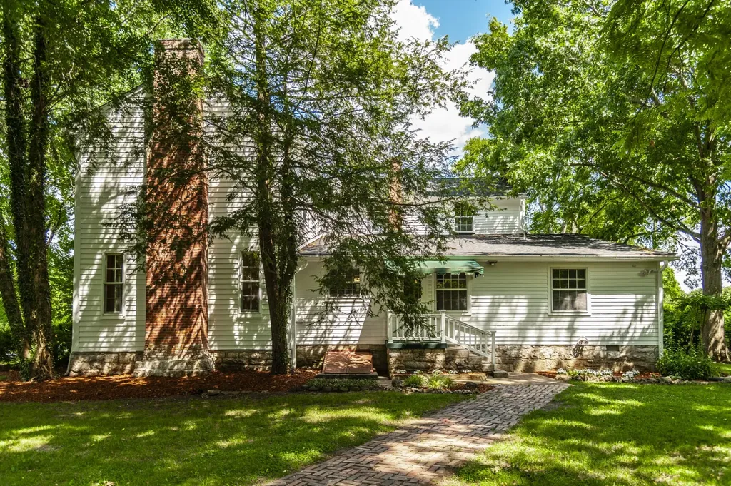 7723 Old Springfield Pike Goodlettsville TN 37072