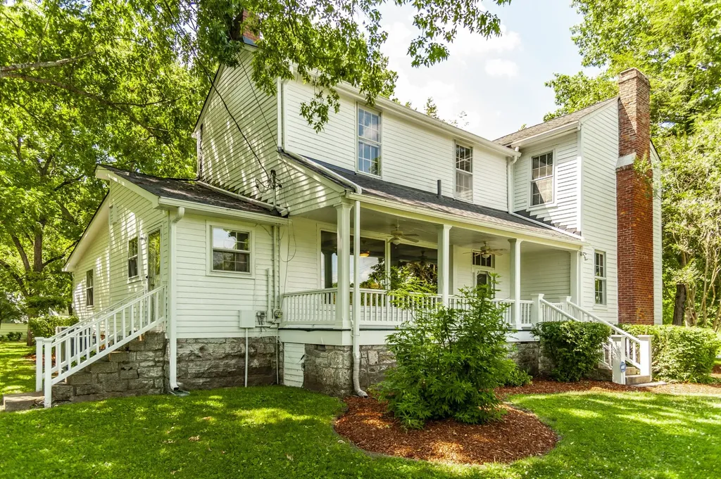 7723 Old Springfield Pike Goodlettsville TN 37072