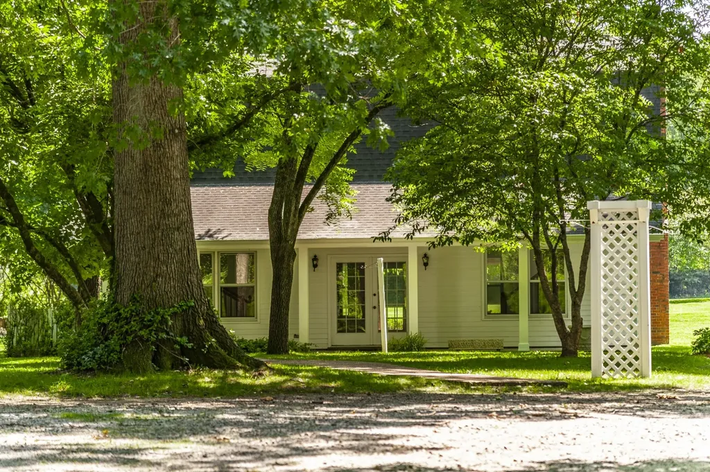 7723 Old Springfield Pike Goodlettsville TN 37072