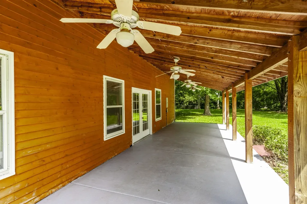 7723 Old Springfield Pike Goodlettsville TN 37072