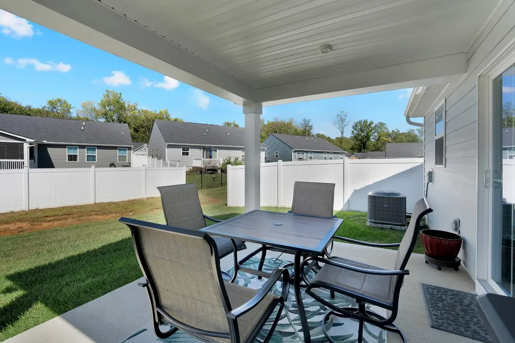 810 Rae Drive Columbia TN 38401
