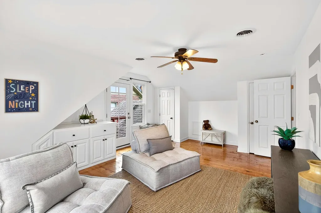 502 32nd Ave, S Nashville TN 37212