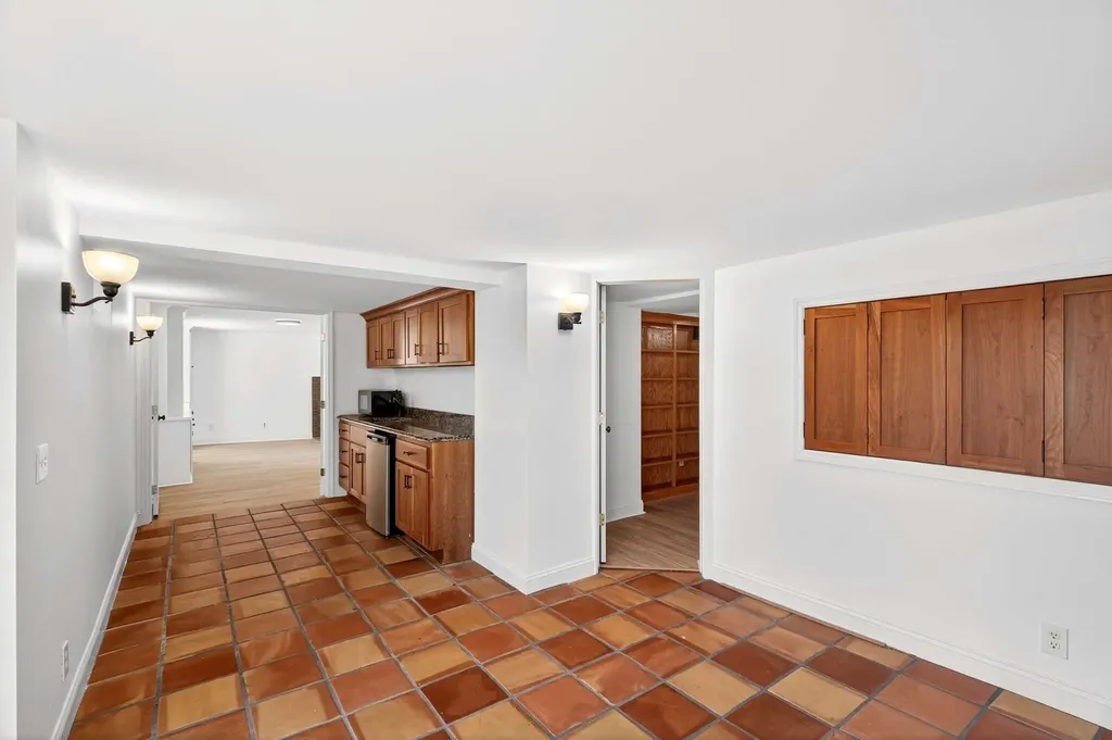 502 32nd Ave, S Nashville TN 37212