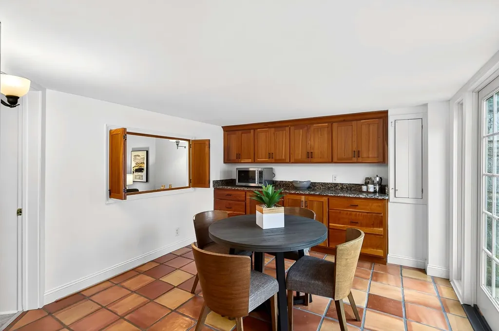 502 32nd Ave, S Nashville TN 37212