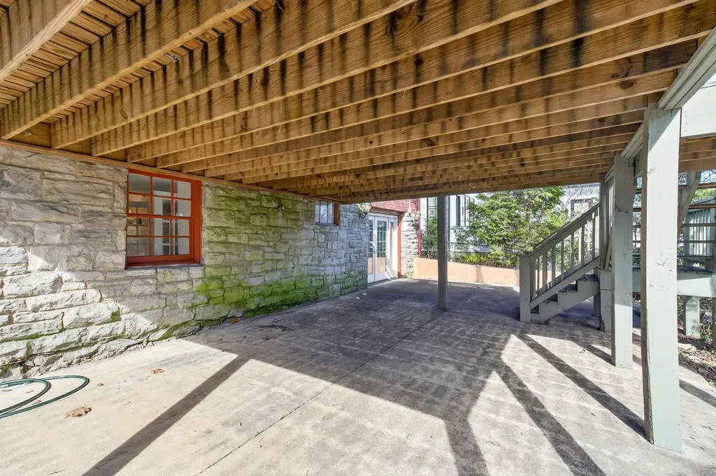 502 32nd Ave, S Nashville TN 37212