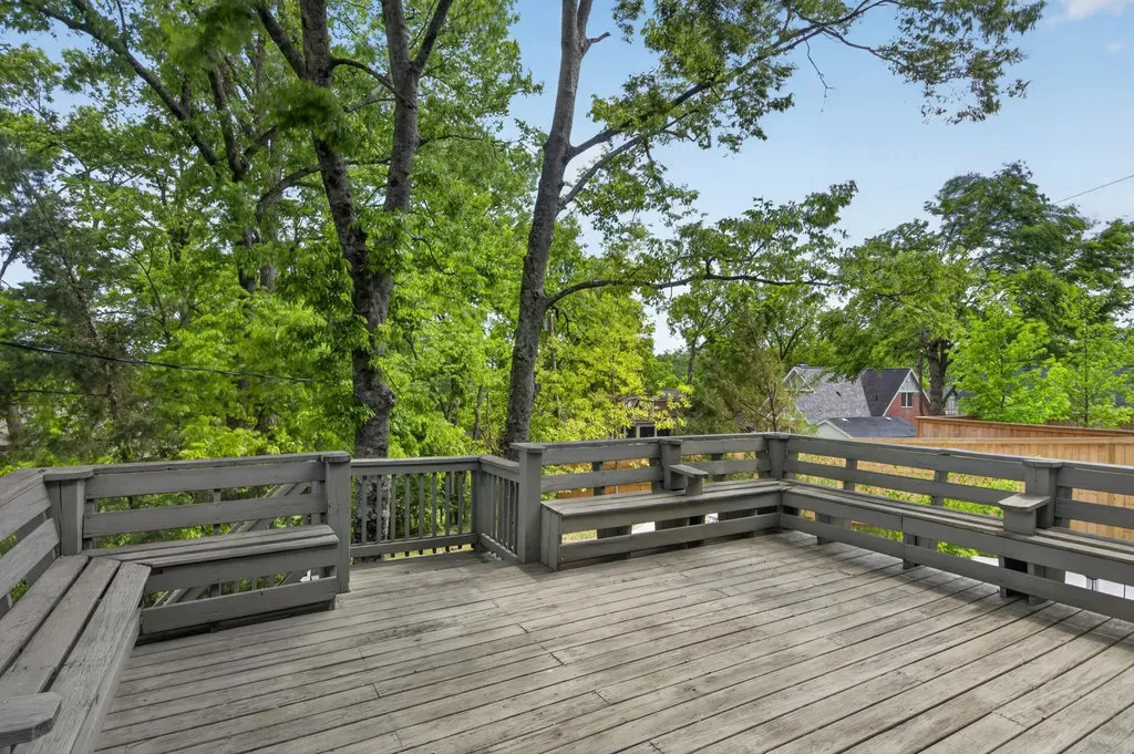 502 32nd Ave, S Nashville TN 37212